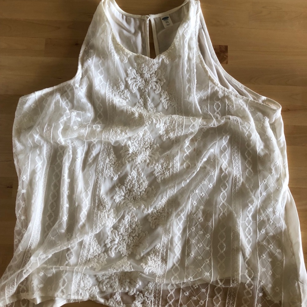 White lace tank top
